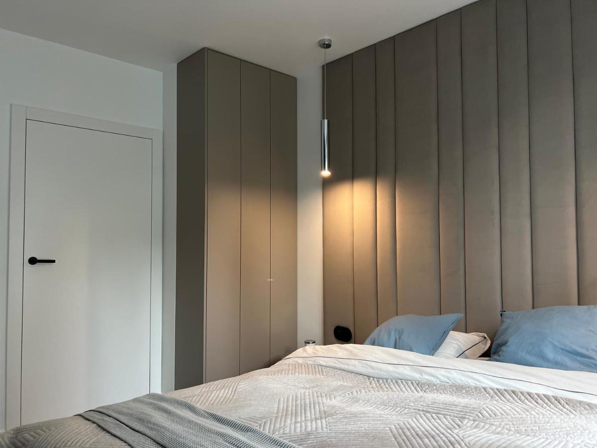 Apollo Luxury Dolny *